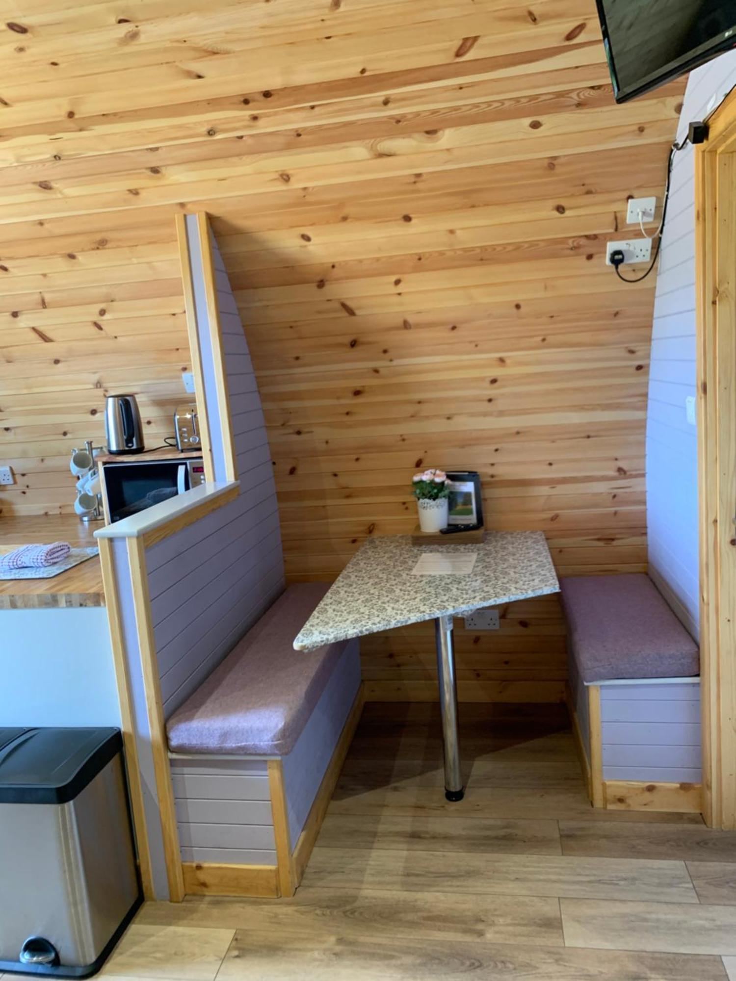 Kersebrock Kabins Falkirk Ngoại thất bức ảnh
