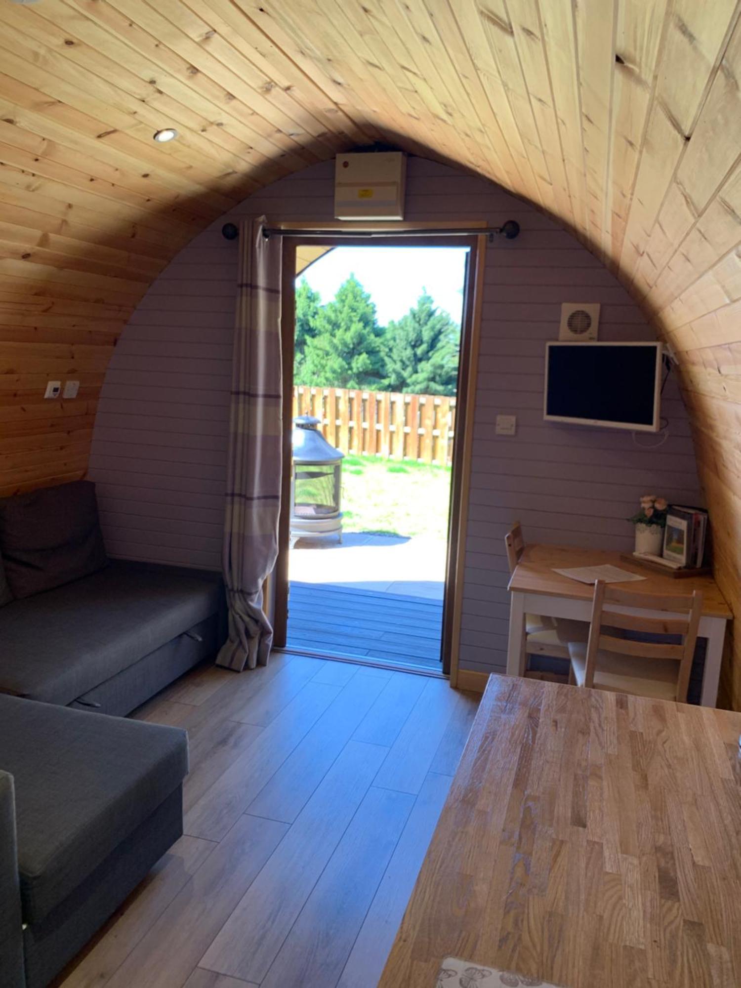 Kersebrock Kabins Falkirk Ngoại thất bức ảnh